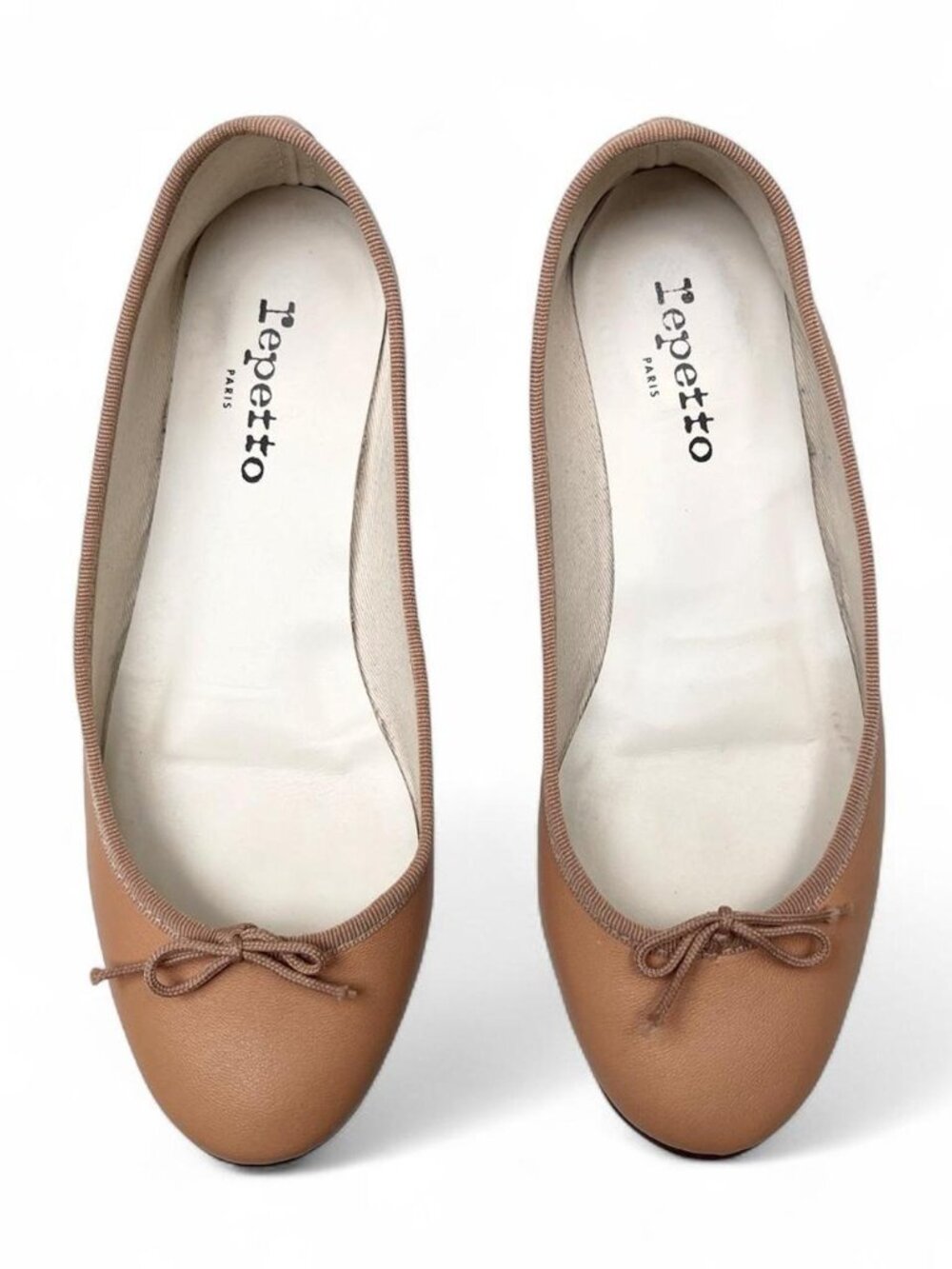 Repetto Cendrillon Leather Ballet Flats in "Swan" Beige- Size 39 EU/Size 7.5 US